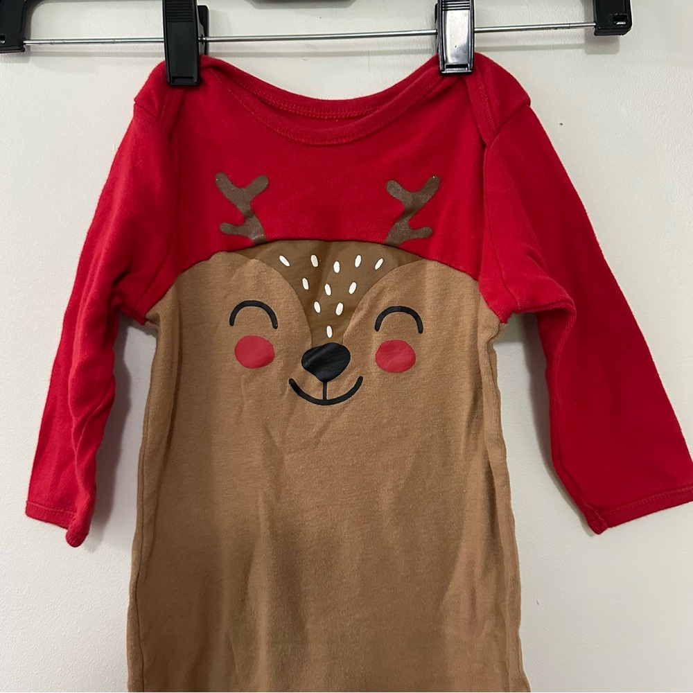 Old Navy Christmas Long Sleeve Uni-sex One Piece Outfit 6-12 Month bundle of 2 - Picture 8 of 11